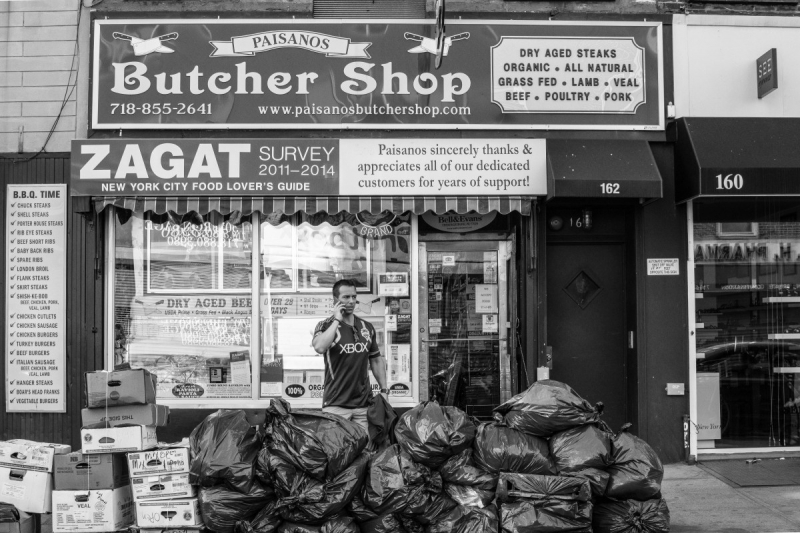 charcuterie-LA GARDE FREINET-min_nyc_newyorkcity_urban_blackandwhite_bw_white_ny_black-364202